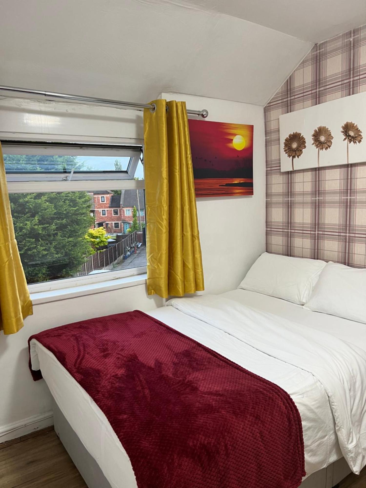 Rosewood Lodgings Special Offer For Student On Long Stay Manchester Exterior foto