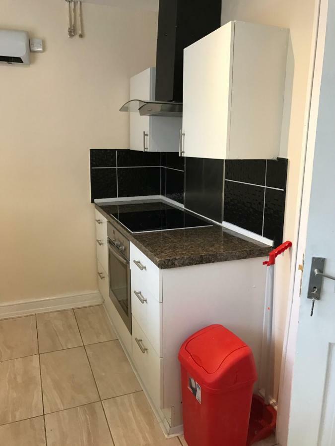 Rosewood Lodgings Special Offer For Student On Long Stay Manchester Exterior foto